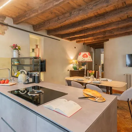 Pantero By Rent Apartmán *