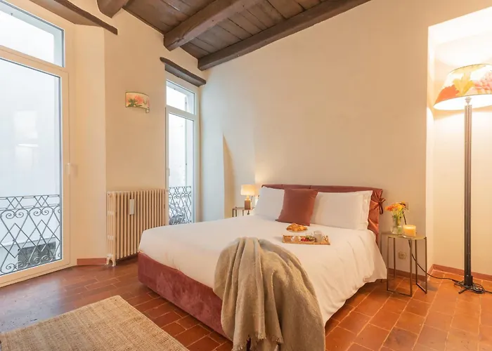 Pantero By Rent Como